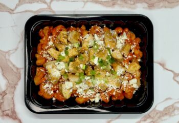 Buffalo Cauliflower Chicken