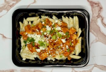 Buffalo Chicken Mac N Cheese
