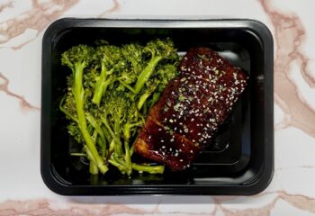 Honey Ginger Salmon & Broccolini